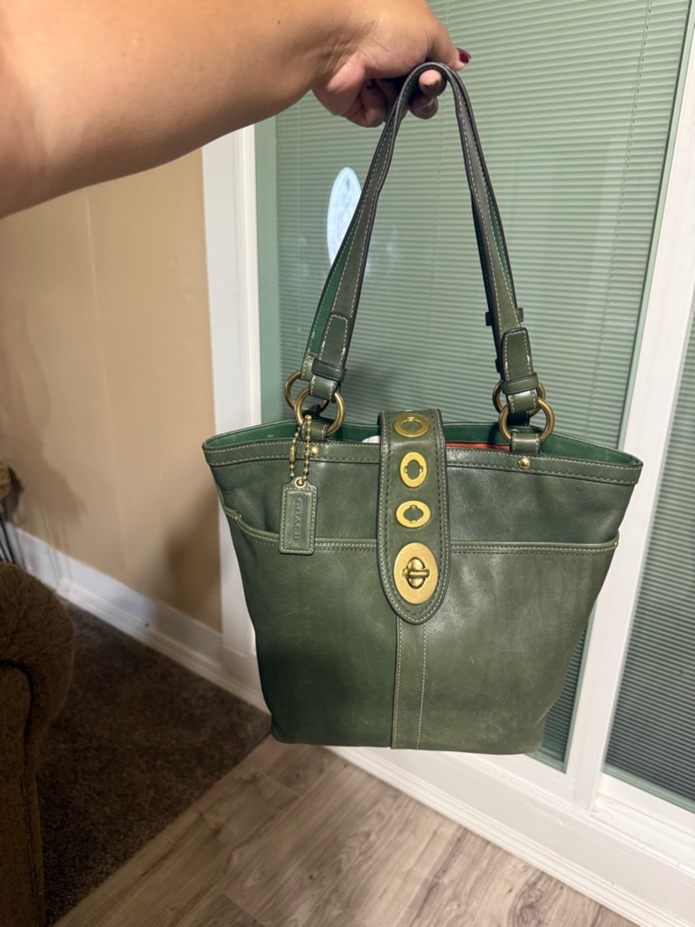 Vintage Coach Lily Legacy
Turnlock Green Leather Tote
Handbag